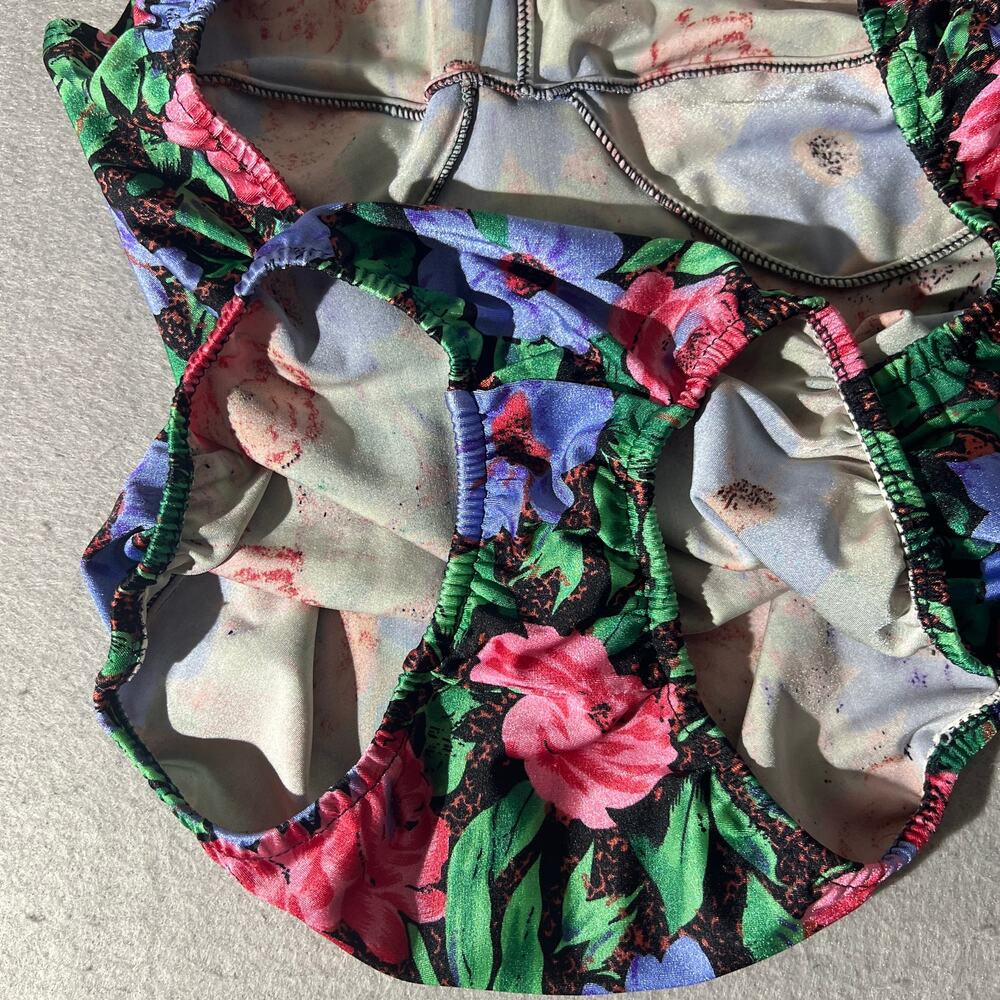 Vintage Women’s Floral One Piece Swimsuit Multicolor Built In Cups - Picture 5 of 10